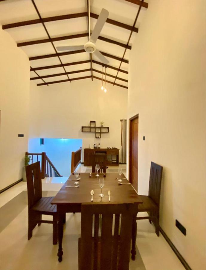 Nilupul Villa Ambalangoda  Esterno foto