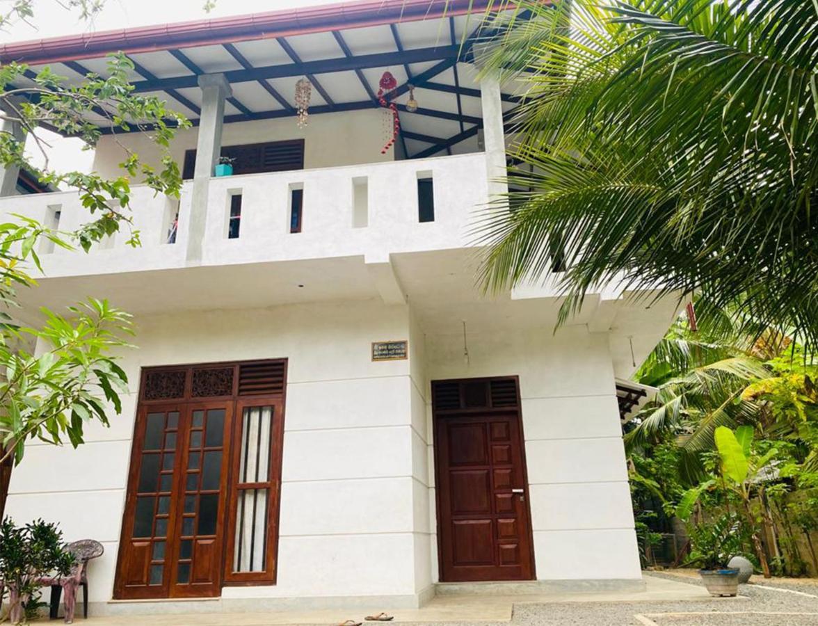Nilupul Villa Ambalangoda  Esterno foto