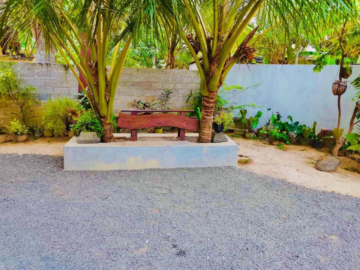 Nilupul Villa Ambalangoda  Esterno foto